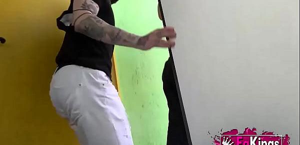 trendsTeen loves showing her body and sucks cocks in public
